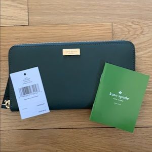 Kate Spade Laurel Way Green Wallet
